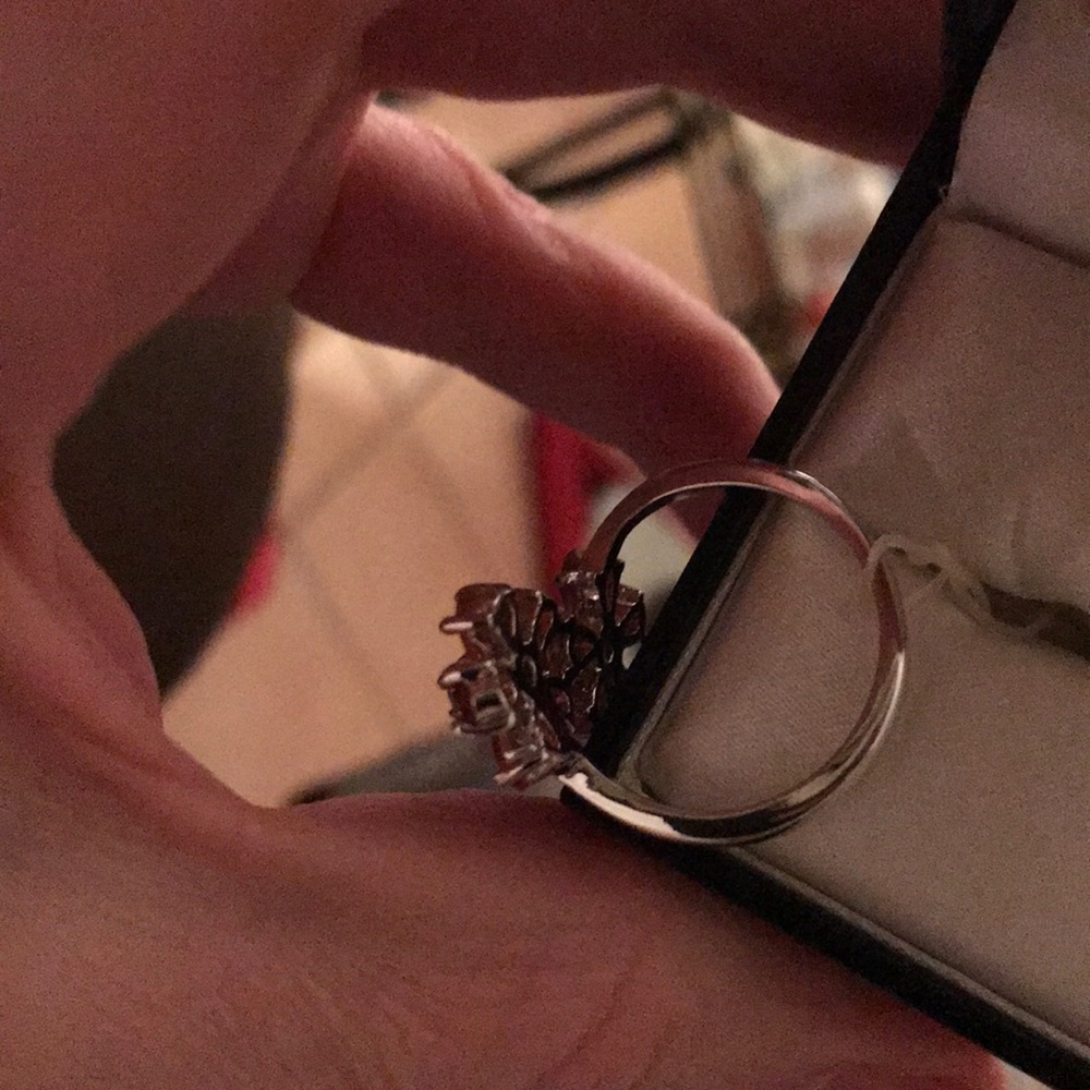Pink flower ring - Picture 3 of 6
